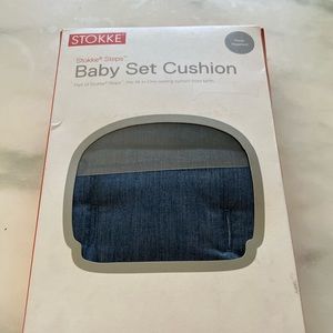 Stokke Steps Baby Set Cushion in Blue (denim) NEW